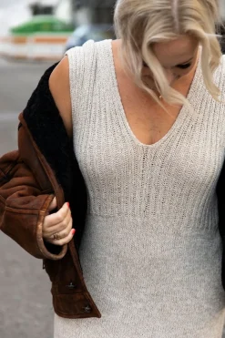 Everyday Knits: Easy Wardrobe Essentials