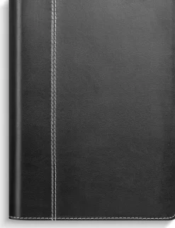 Iso Notes (kalenteri + kierrevihko) musta keinonahka 2026