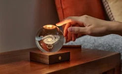 Koristevalaisin Gingko lasipallo galaksi