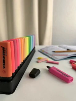 Korostuskynä Stabilo Boss 23 kpl Arty Deskset