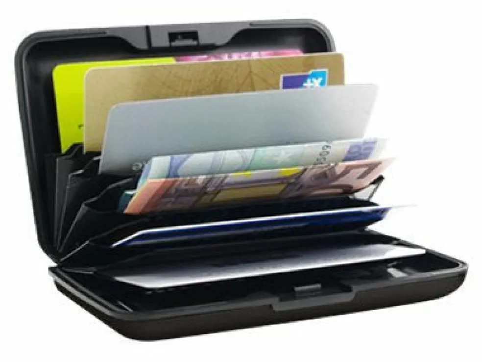 Korttilompakko RFID-suojattu Ögon Smart case musta