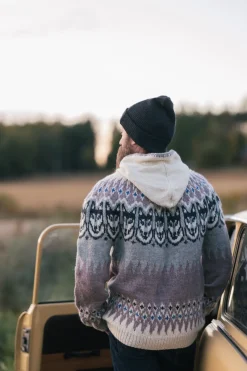 Minun suomalaisneuleeni