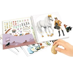 Miss Melody Dress Me Up Tarrakirja