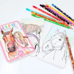 Miss Melody Taskuvärityskirja SELFIE