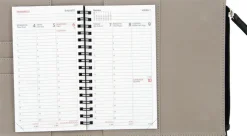 Mode Plus -kansi, musta