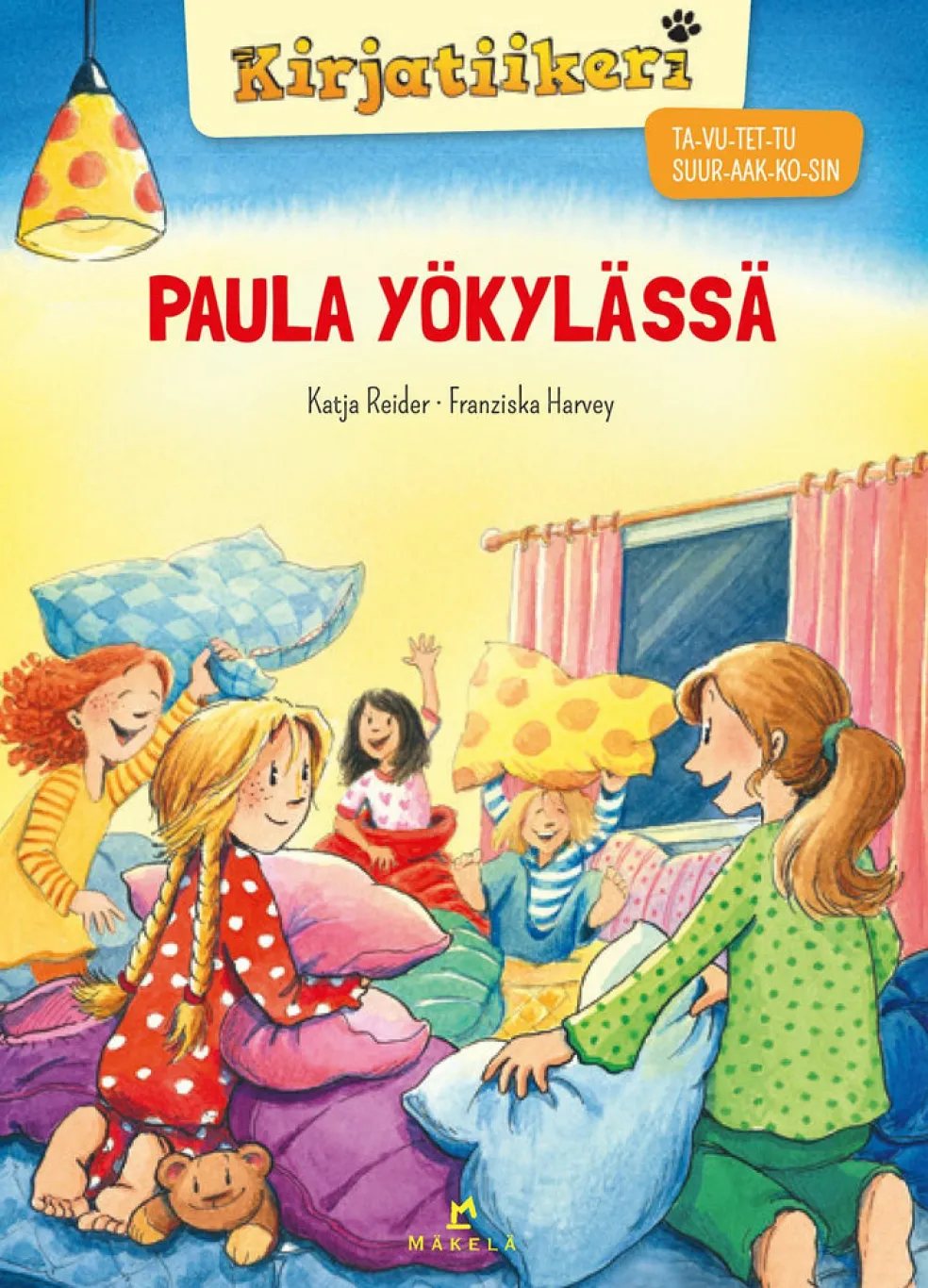 Paula yökylässä