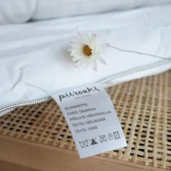 Silkkipeitto Piironki valkoinen 150 x 200 cm