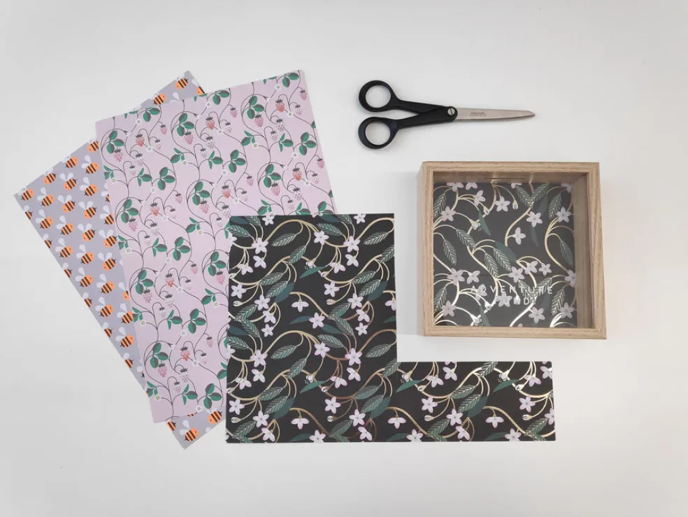 Säästölipas Vintage lily